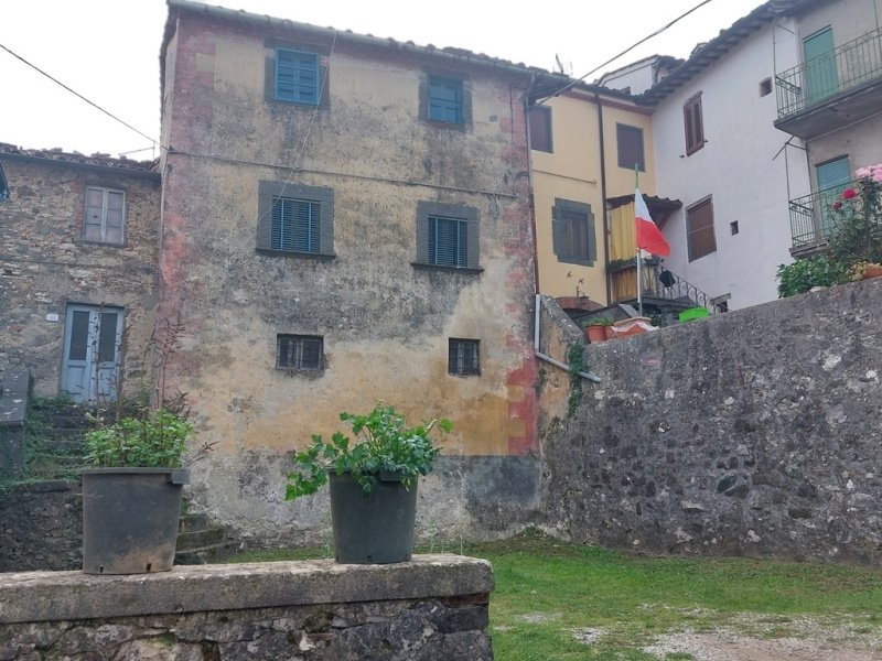 Casa en Borgo a Mozzano