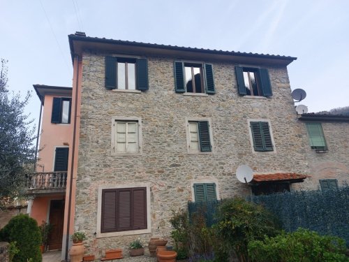 Lägenhet i Borgo a Mozzano