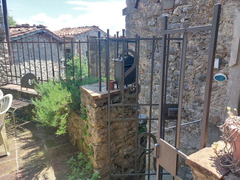 Teto/Chão em Pescaglia