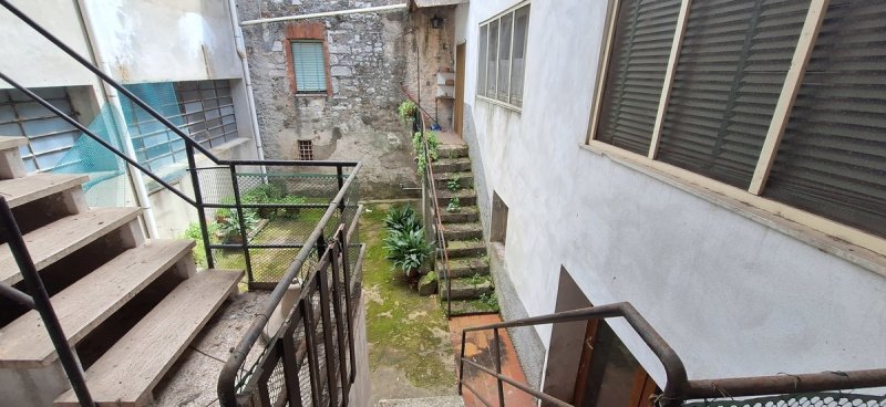 Semi-detached house in Borgo a Mozzano