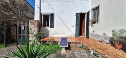 House in Borgo a Mozzano