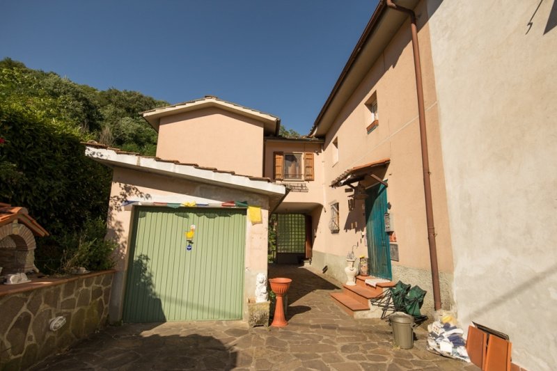 Huis in Borgo a Mozzano