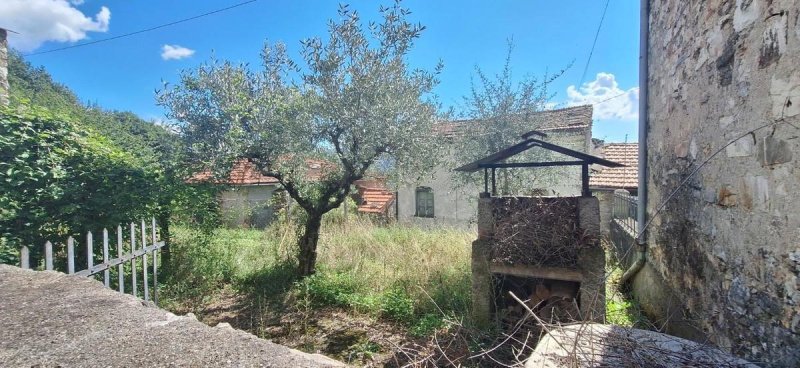 Крыша/земля в Баньи-ди-Лукка