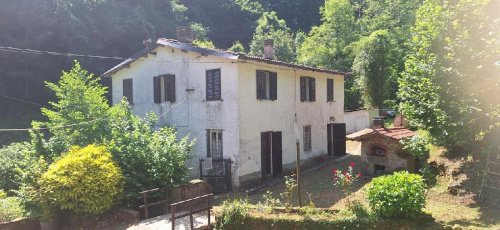 Casolare a Pescaglia