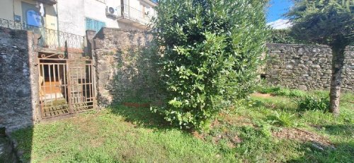 Крыша/земля в Барга