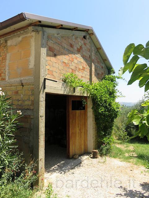 Casa di campagna a Monte Roberto