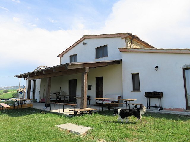 Casa de campo em Apiro
