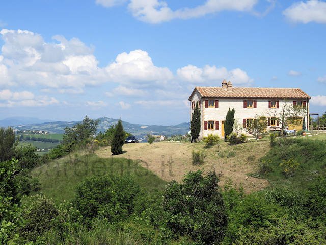 Casa di campagna a Arcevia