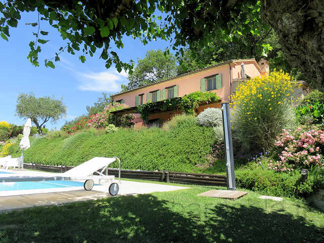 Country house in Fratte Rosa