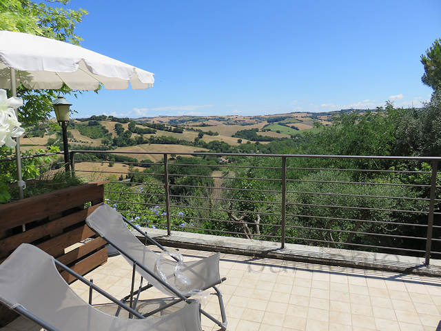 Maison de campagne à Terre Roveresche