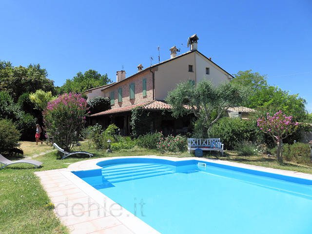 Maison de campagne à Terre Roveresche