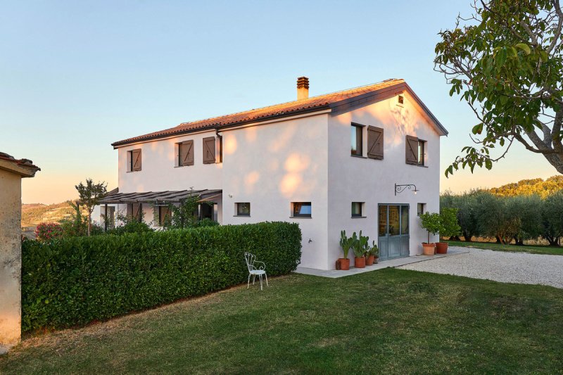 Casa de campo em Rosora