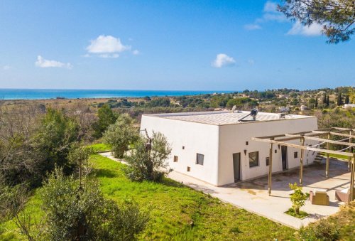 Villa in Salve