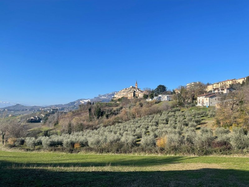 Solar em Castignano