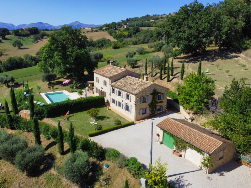 Ferme à Penna San Giovanni