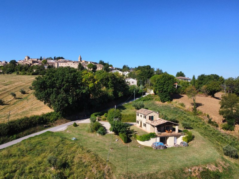 洛罗皮切诺乡间房屋