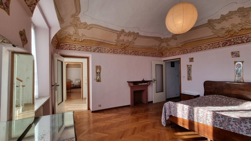 Historiskt hus i San Giorgio Monferrato