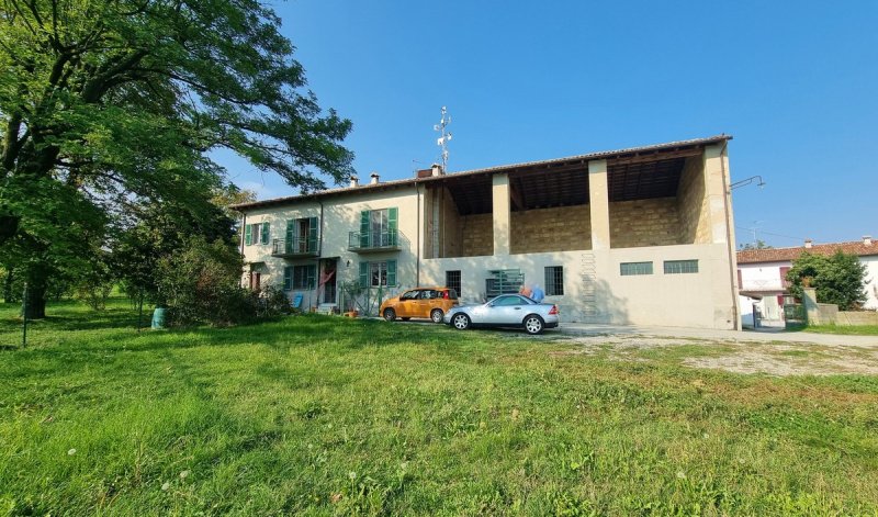 Casa independiente en Rosignano Monferrato