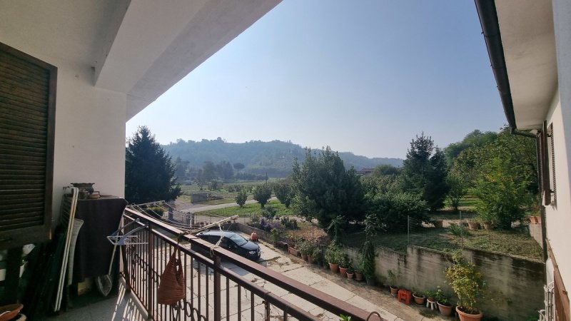 Villa i Castelnuovo Calcea