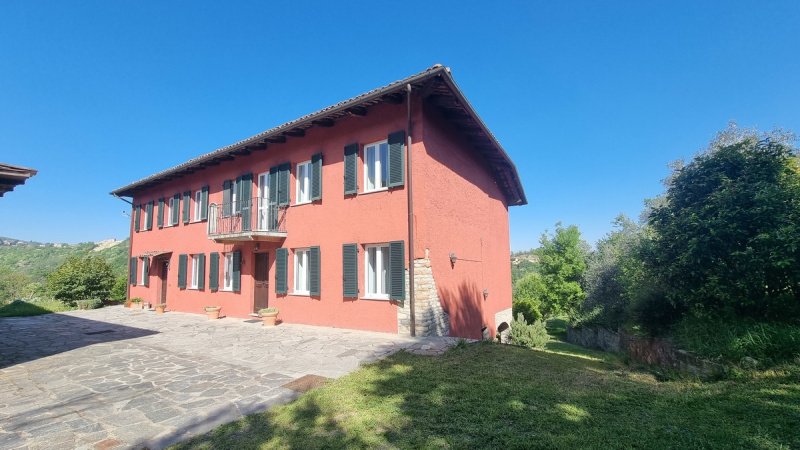 Landhaus in Canelli