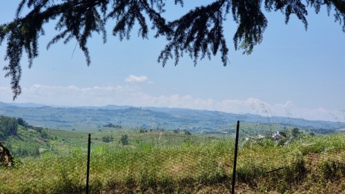 Detached house in Mombercelli