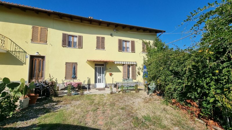 Huis op het platteland in Mombercelli