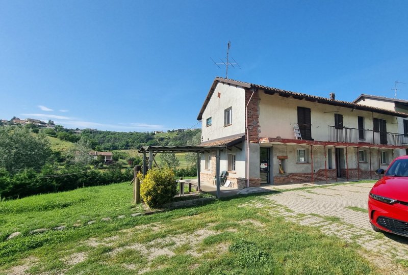 Casa semi indipendente a Nizza Monferrato