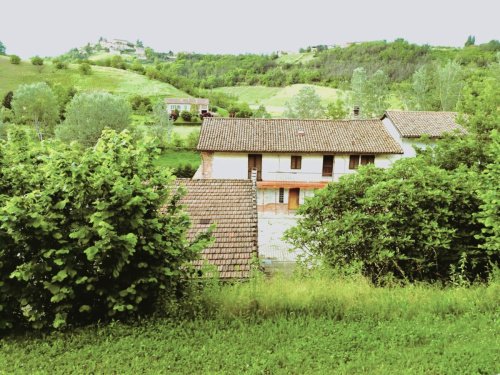 Doppelhaushälfte in Nizza Monferrato