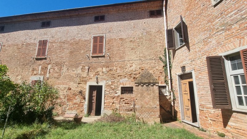 Demeure historique à Mombaruzzo