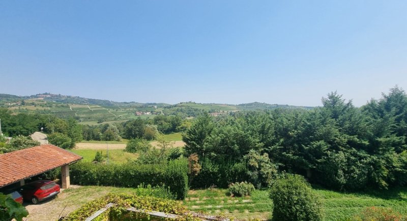 Huis op het platteland in Moncucco Torinese