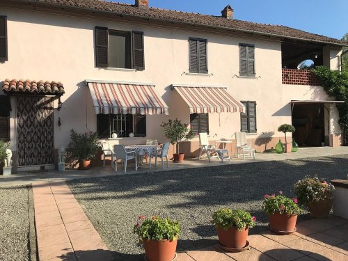 Casa semi indipendente a Incisa Scapaccino