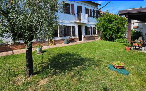 贝尔韦廖半独立房屋