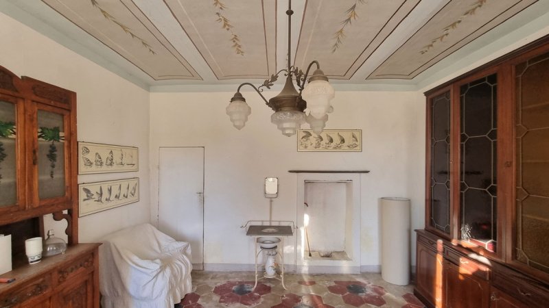 Parhus i Vinchio