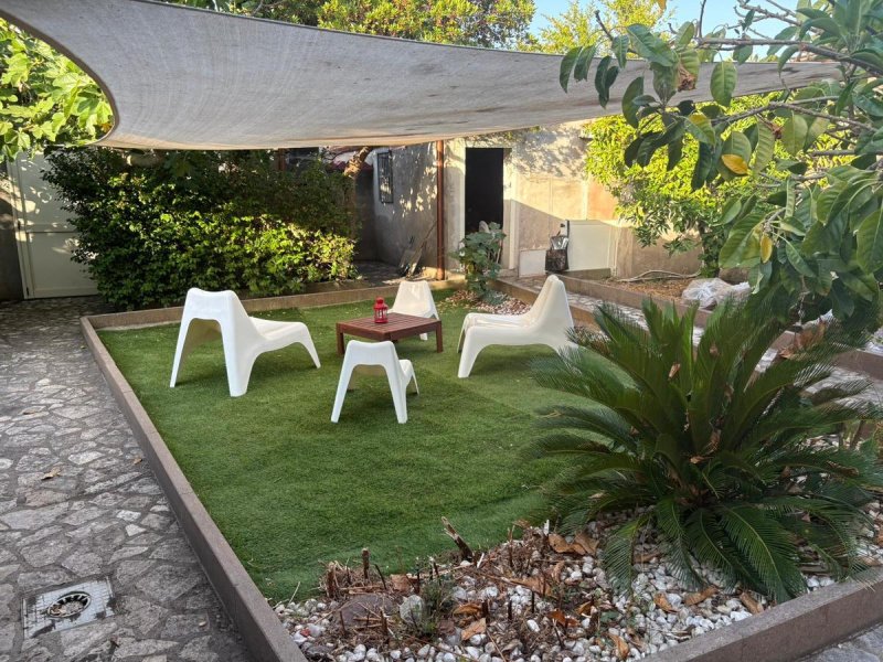 特雷斯努拉盖斯独栋房屋