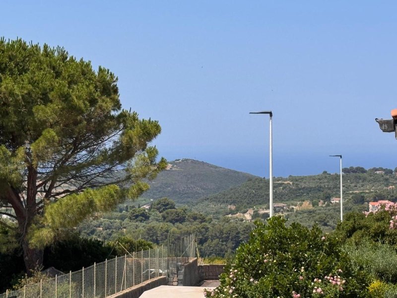 Villa en Magomadas