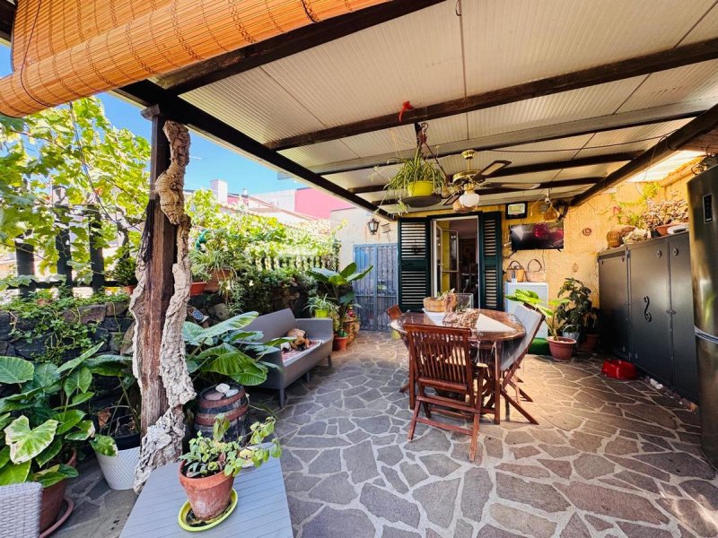 Casa independente em Tresnuraghes