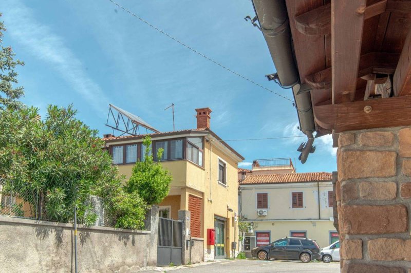 Semi-detached house in Trieste