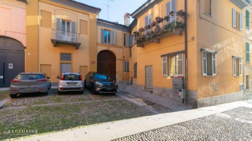 Semi-detached house in Pavia
