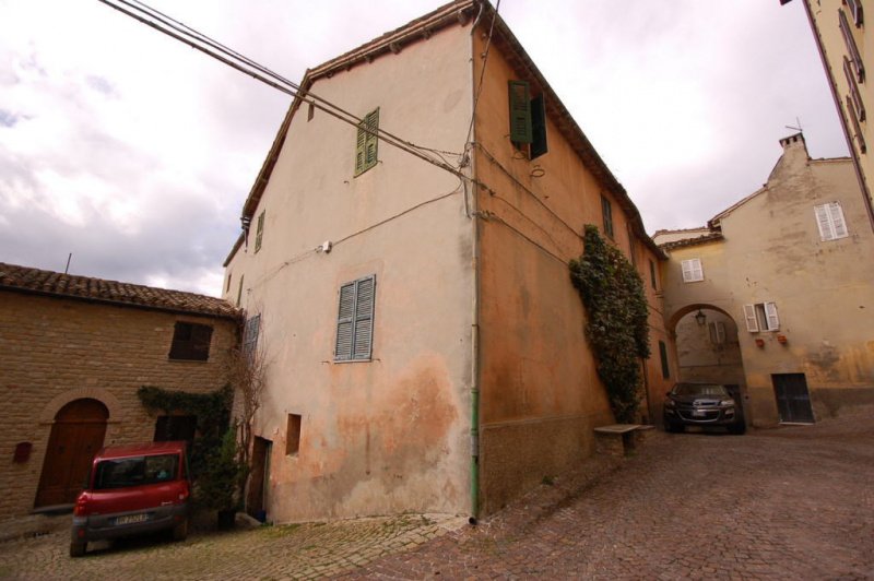 Casa indipendente a Monte San Martino