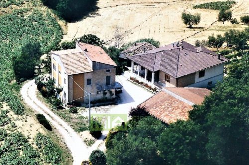 Villa in Montegiorgio