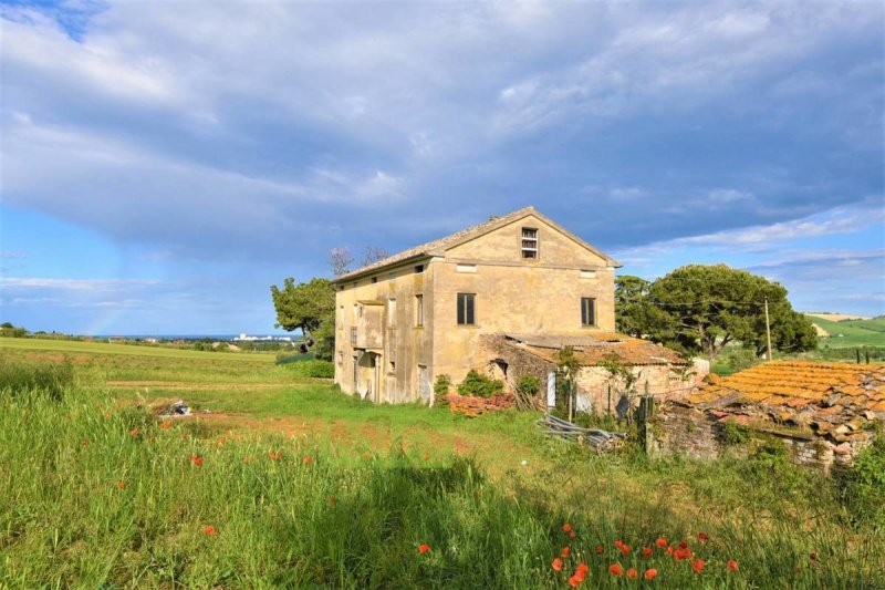 Farmhouse in Sant'Elpidio a Mare