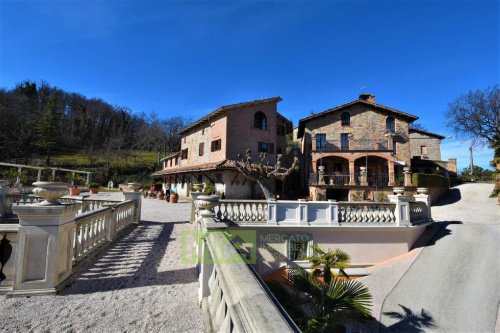 Villa a Montefortino