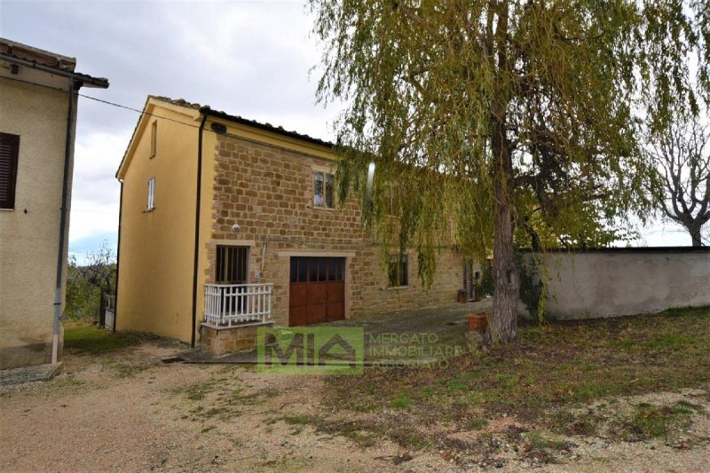 Detached house in Gualdo
