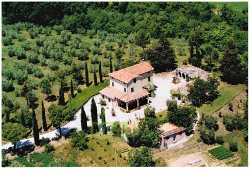 Villa a Falerone