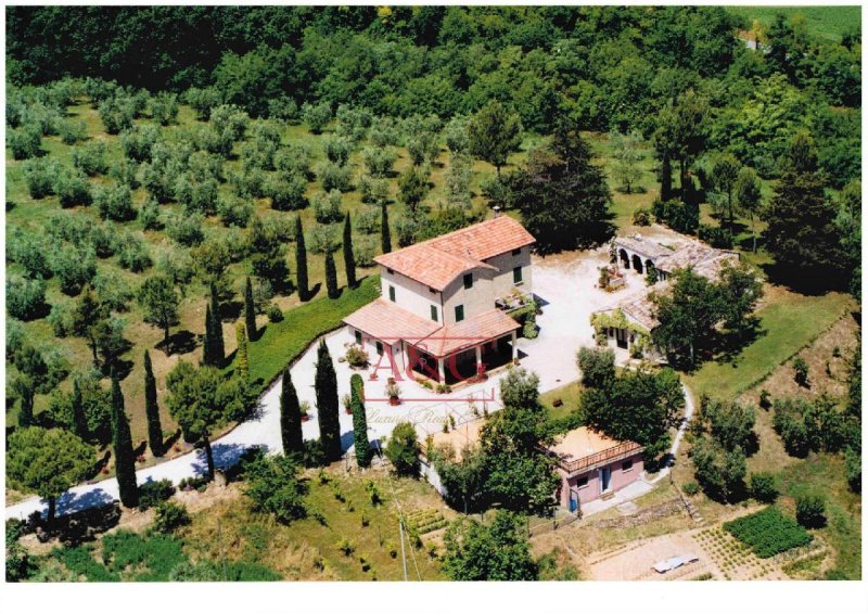 Villa à Falerone