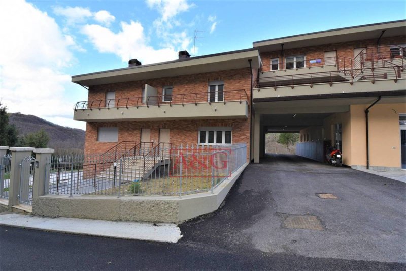 Terraced house in Montefortino