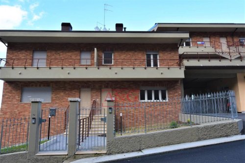 Terraced house in Montefortino