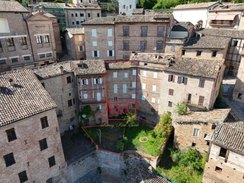 Casa independiente en Amandola