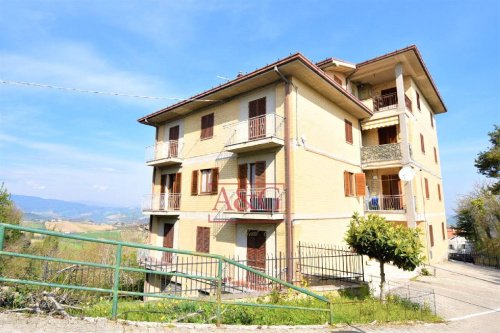 Apartamento em Montedinove
