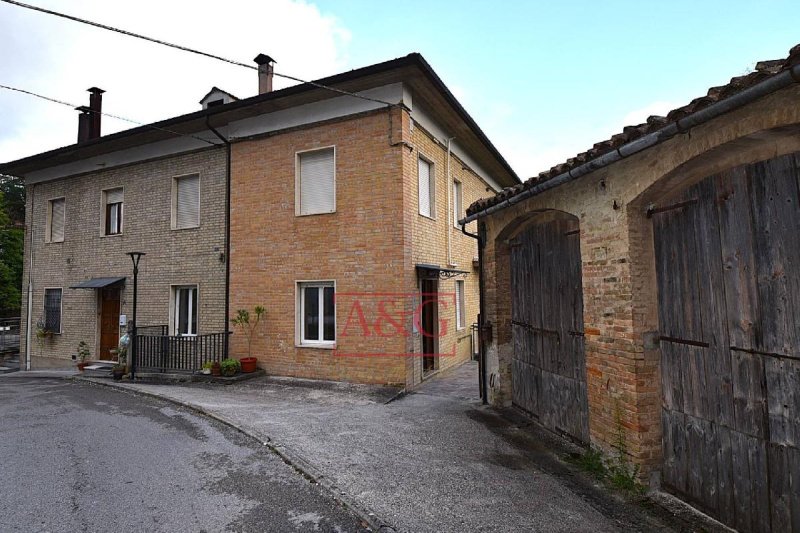 Lägenhet i Amandola